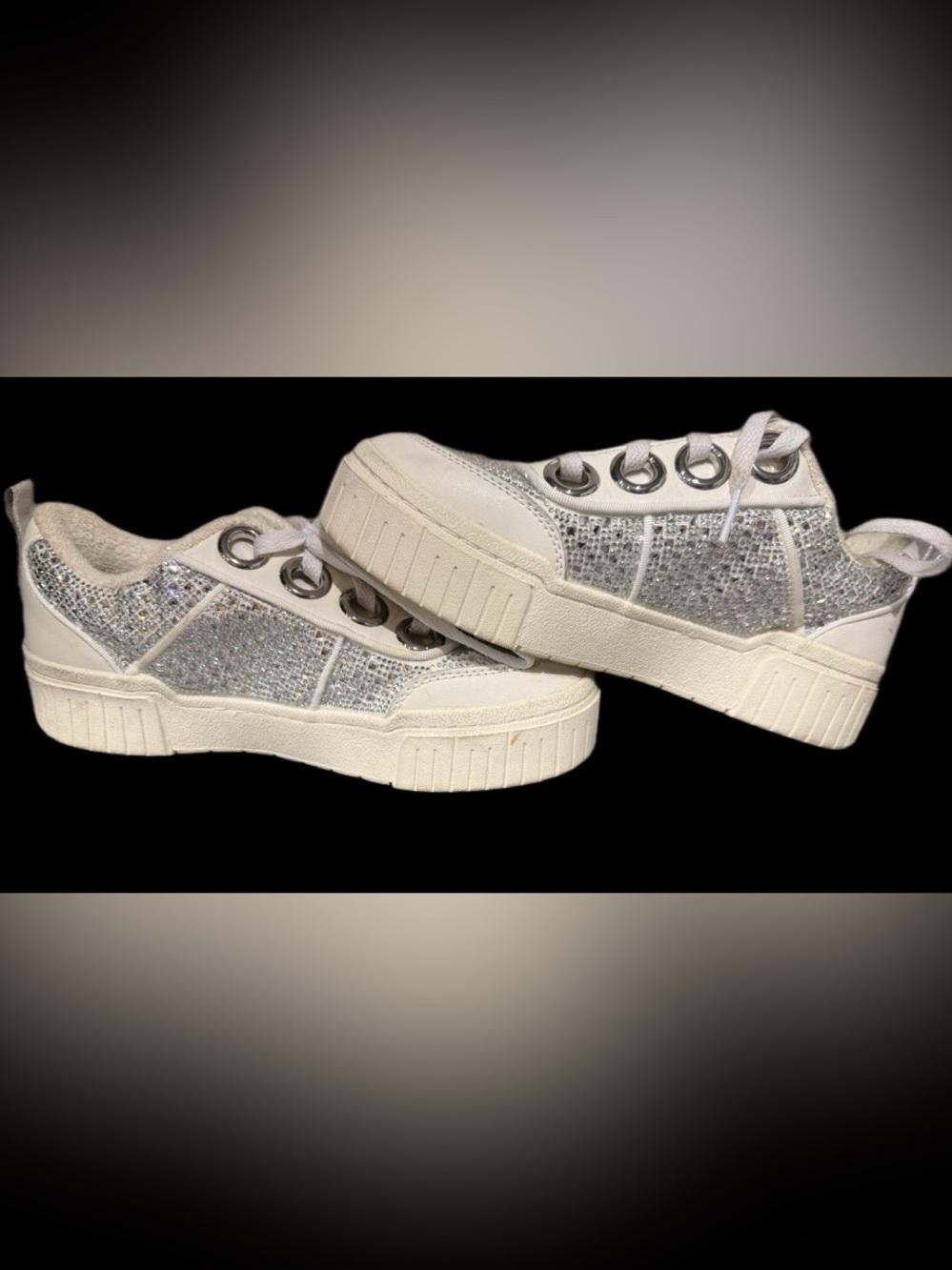 Gianni Bini "After-Party" rhinestone platform sneakers Woman Size 8 Sparkle SKB